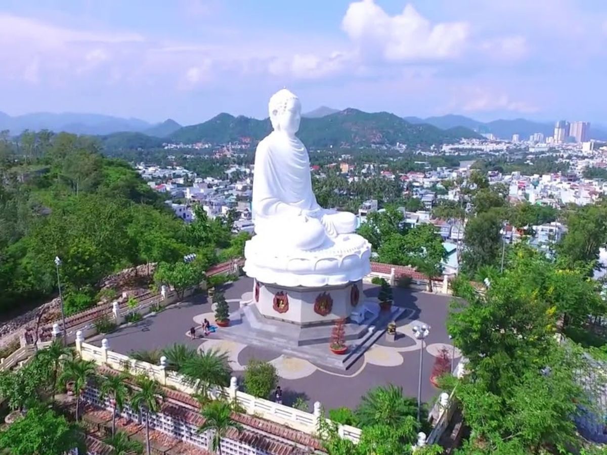 Chùa Long Sơn Nha Trang